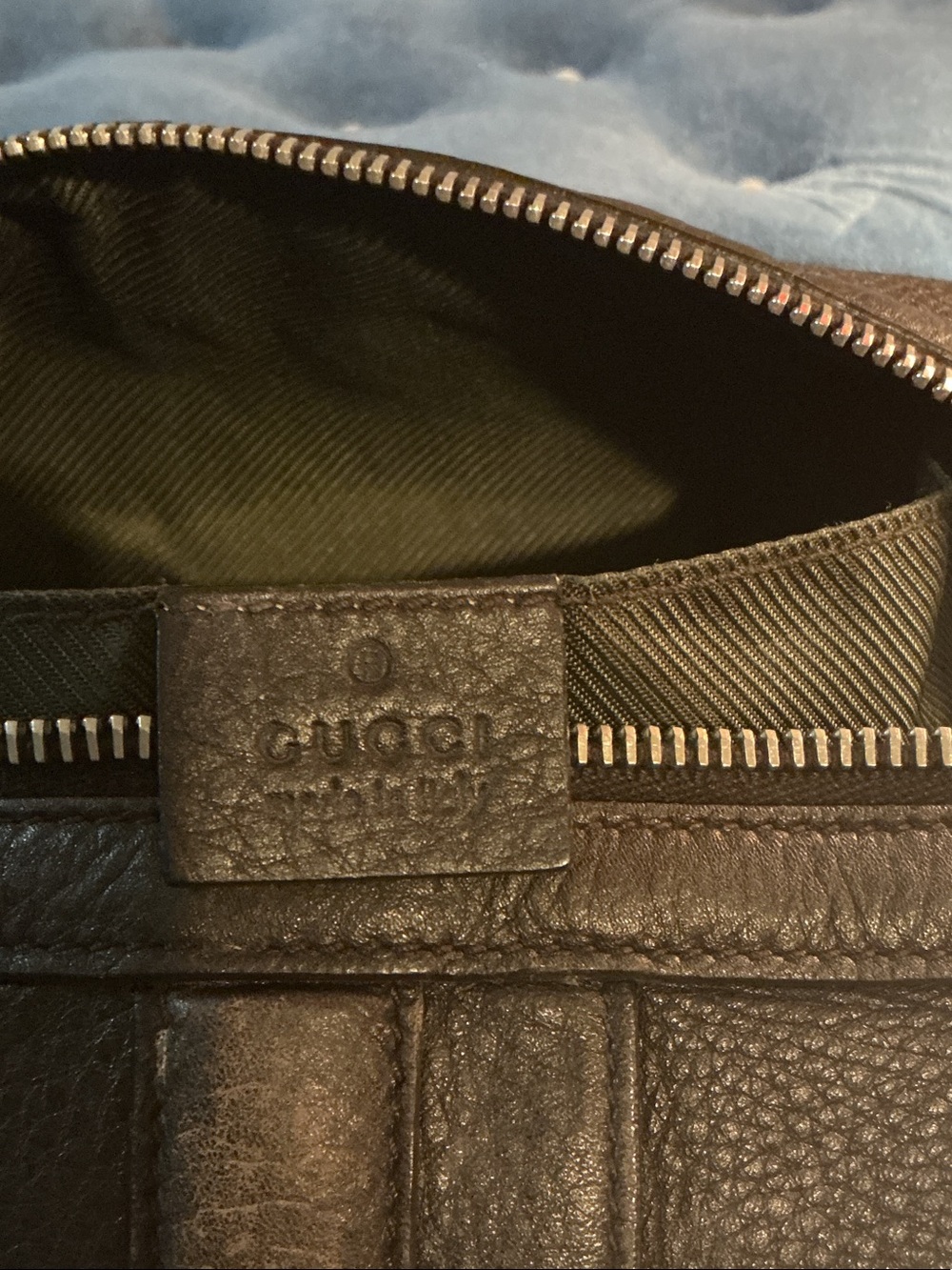Authentic Gucci Dark Brown Pebbled Leather Toiletry Dopp Kit 9x3.5x4 GUC - Picture 7 of 8